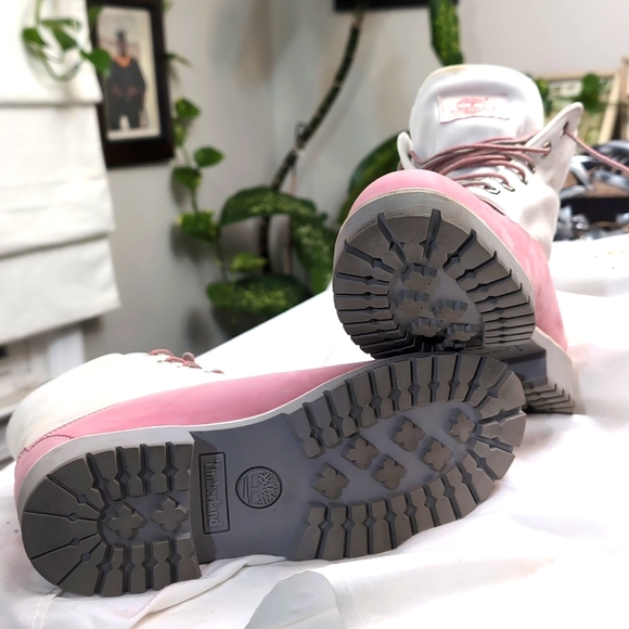 Pink waterproof Timberland 🩷🩷🩷🩷 - Picture 5 of 11